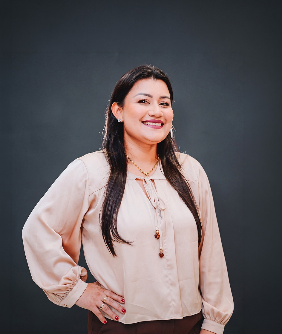Dra. Laiane Oliveira, especialista em Implantodontia na Sublime Odontologia